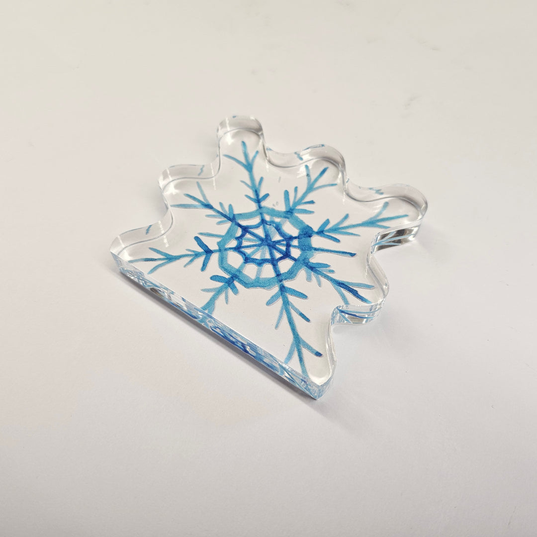 Snowflake | Acrylic Christmas Shelf Sitter AC-012