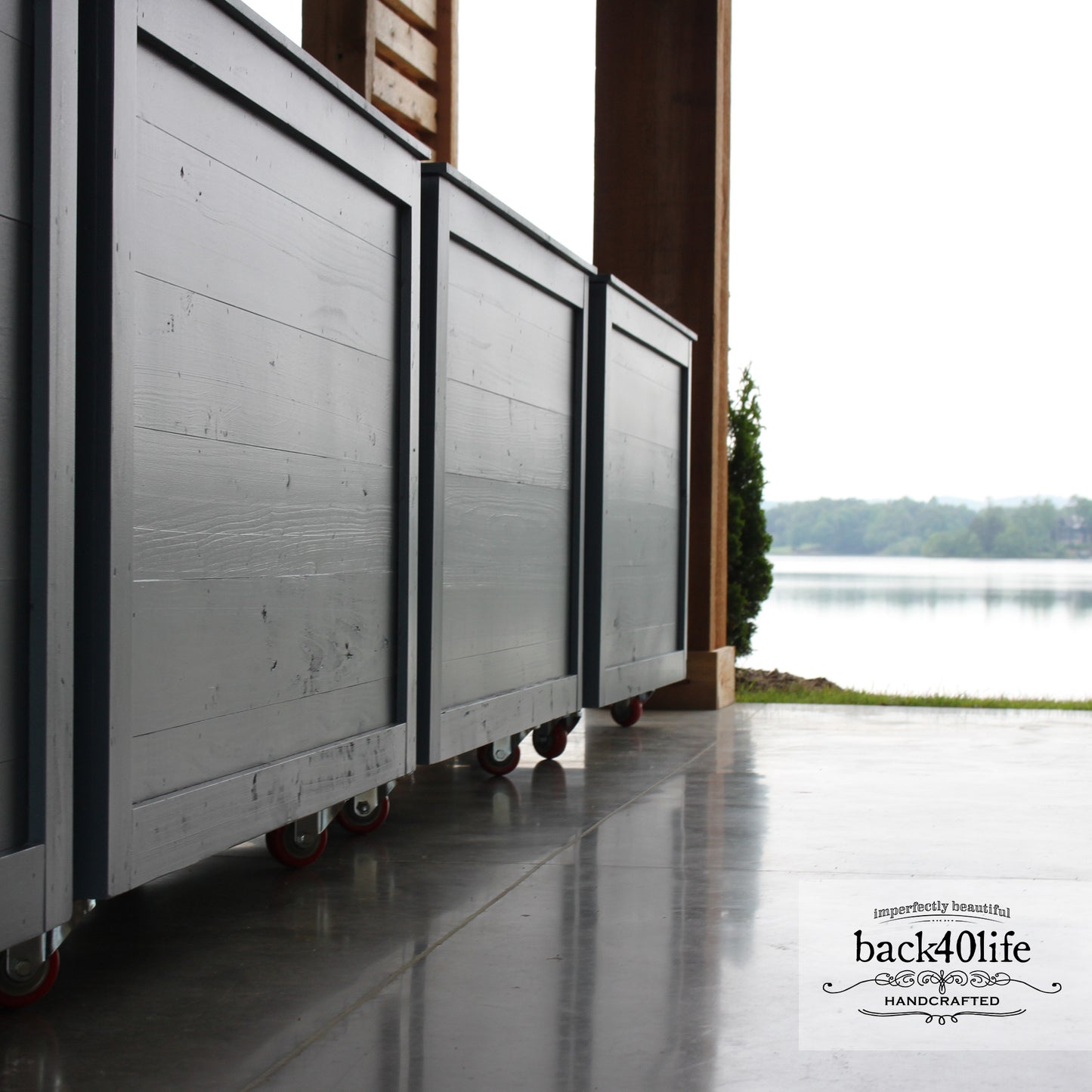 Lakehouse Planters