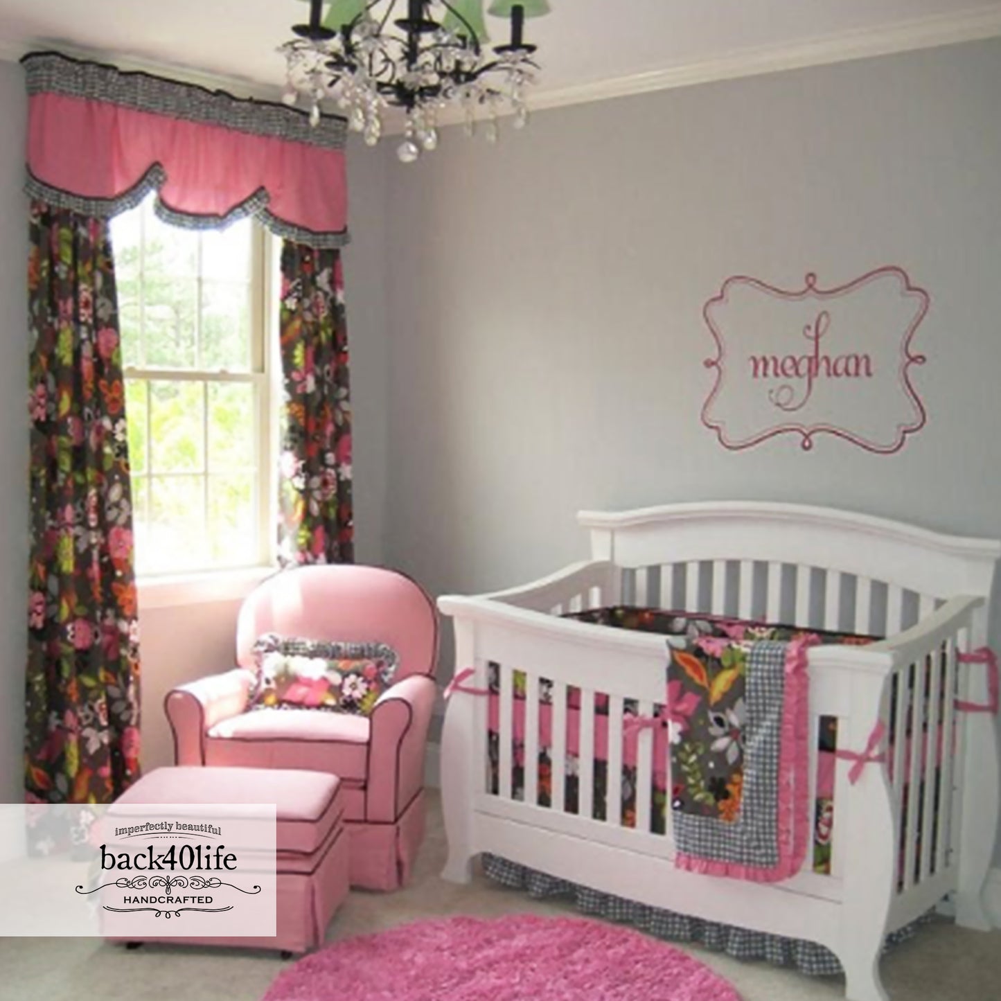 Loopi Dots With Child's Name Vinyl Wall Decal (M-015)