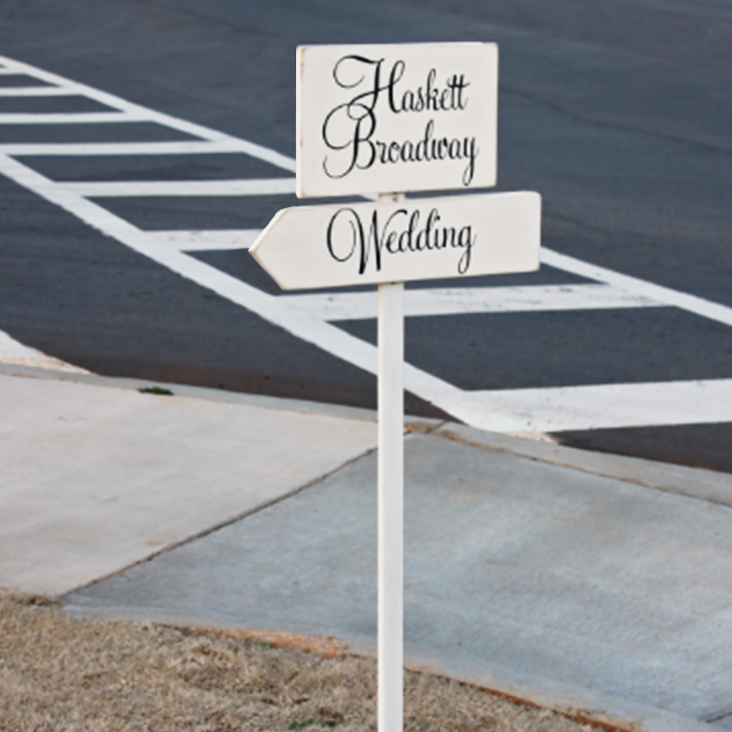 Wedding Directional Arrow Wood Sign (S-017c)
