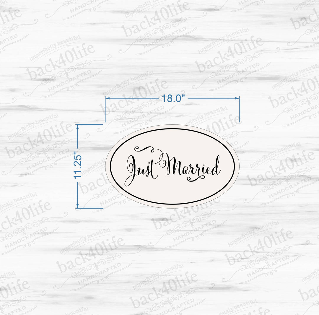Just Married Oval Wooden Sign (W-064)
