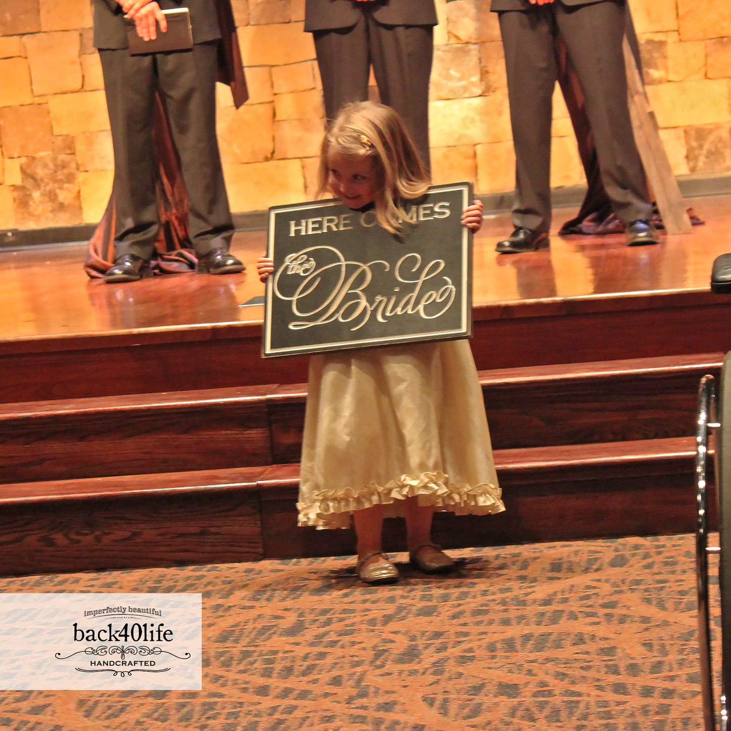 Here Comes the Bride Painted Wooden Wedding Sign (W-028a)